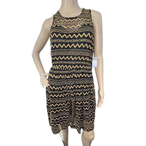 NWT Dex Black and Gold Mini Tank Style Chevron Patterned Dress - Picture 1 of 5